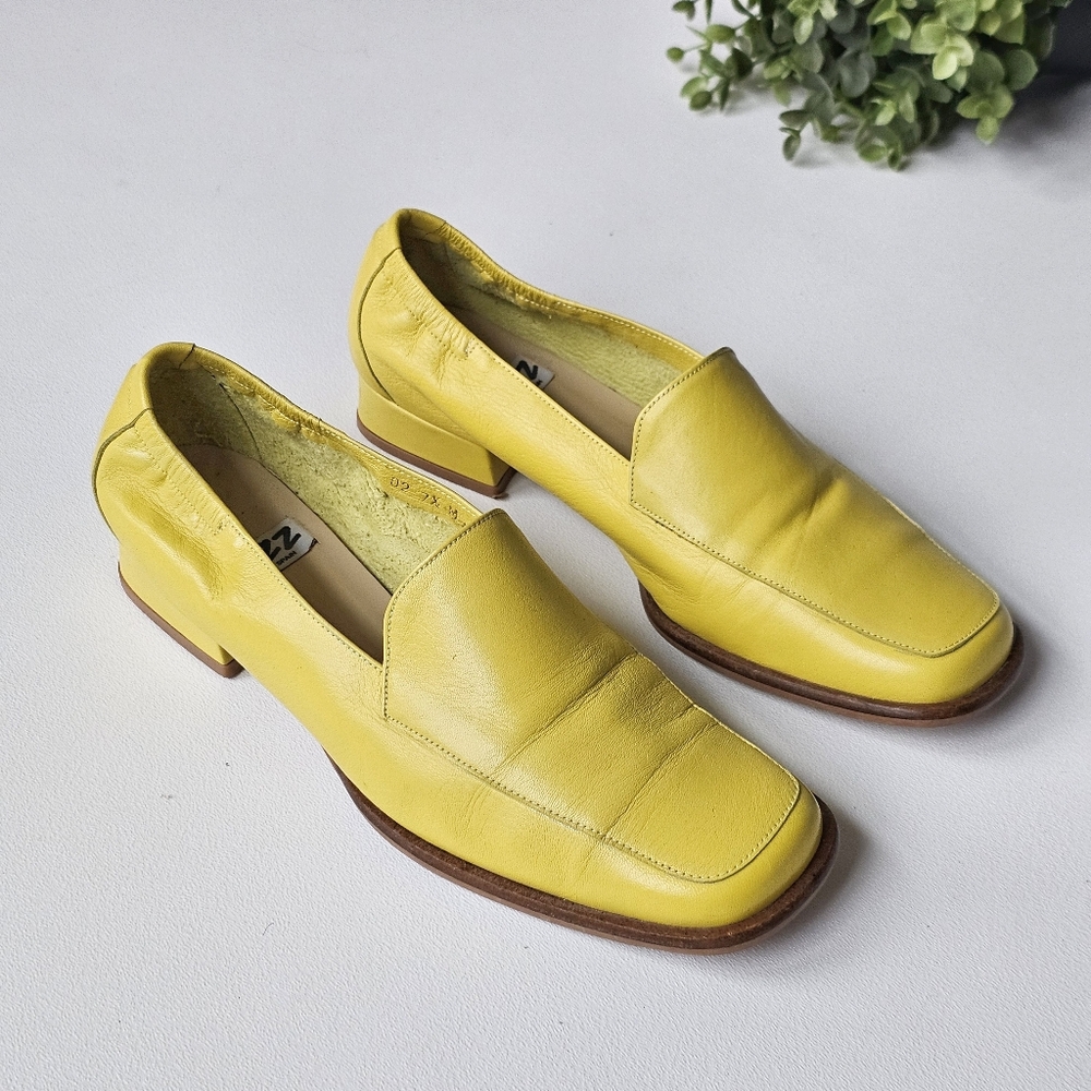 Jazz Made in Spain Yellow Genuine Leather Square Toe Vintage RARE Loafers 7.5M